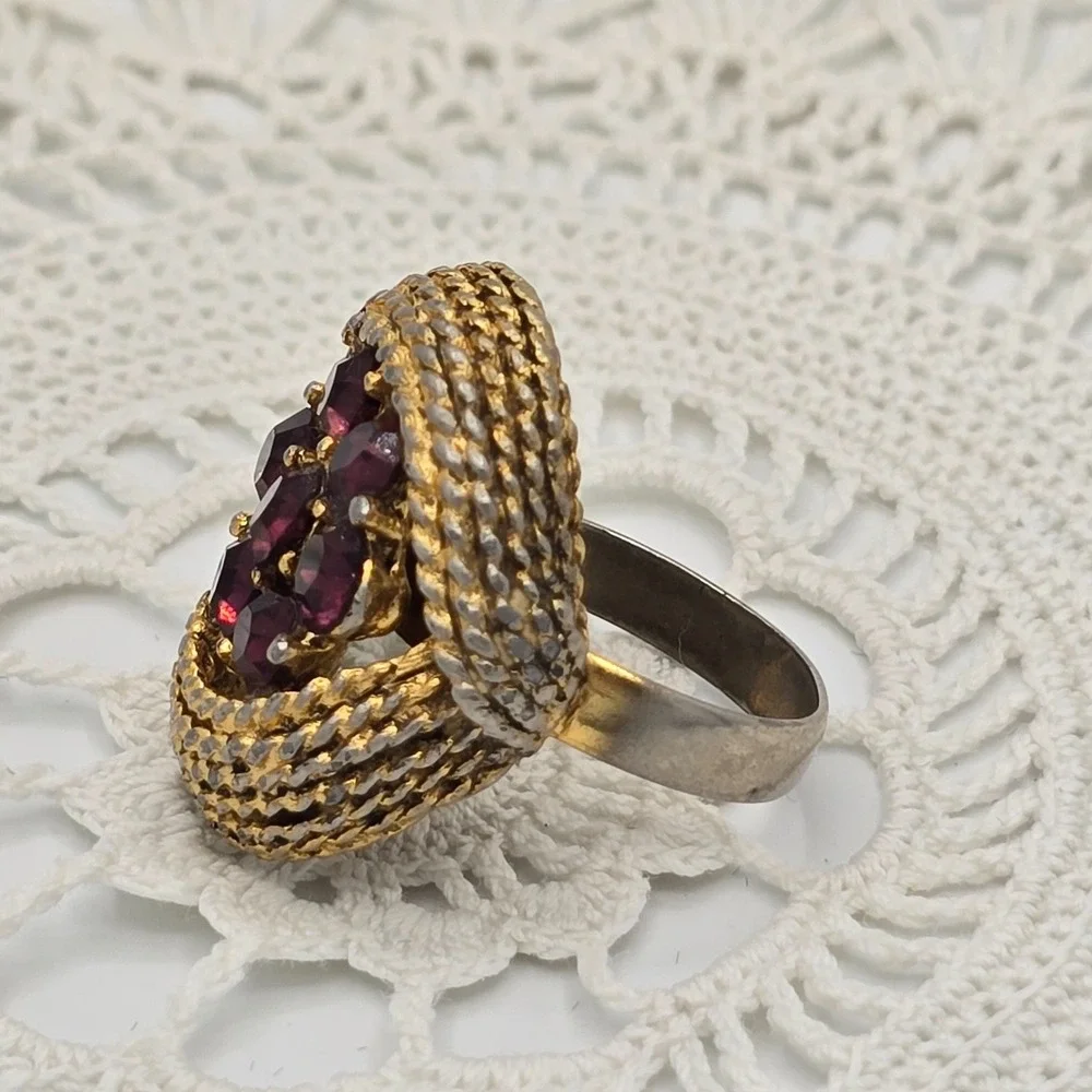 Vintage Purple Rope Cocktail Ring Rhinestone Adjustable Gold Tone Costume 6.5